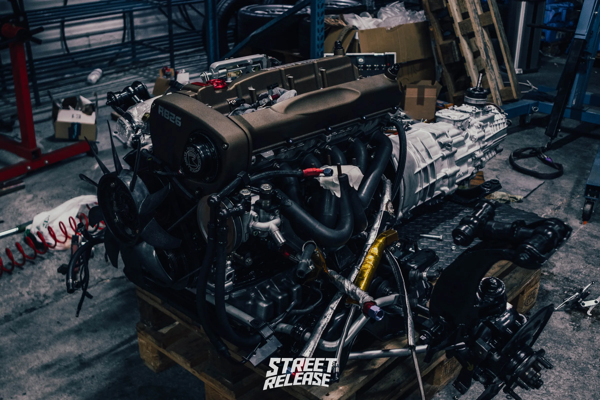 Jack's Nissan Skyline R32 — photograph 2